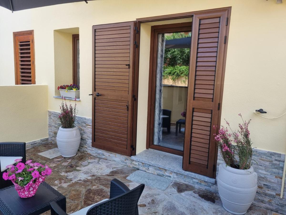 Il Giglio Del Mare Bed & Breakfast La Caletta Exterior photo