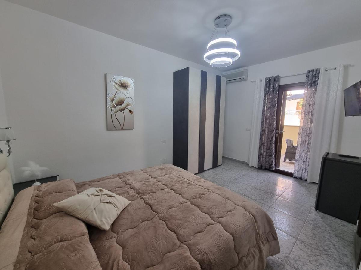 Il Giglio Del Mare Bed & Breakfast La Caletta Exterior photo