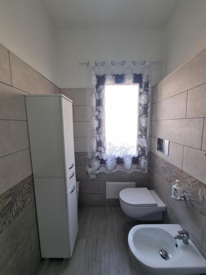 Il Giglio Del Mare Bed & Breakfast La Caletta Exterior photo